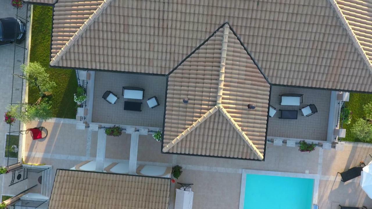 Residence Stella Del Gran Sasso Colledara Exterior foto